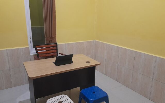 SPOT ON 92458 Azeela Kost Syariah