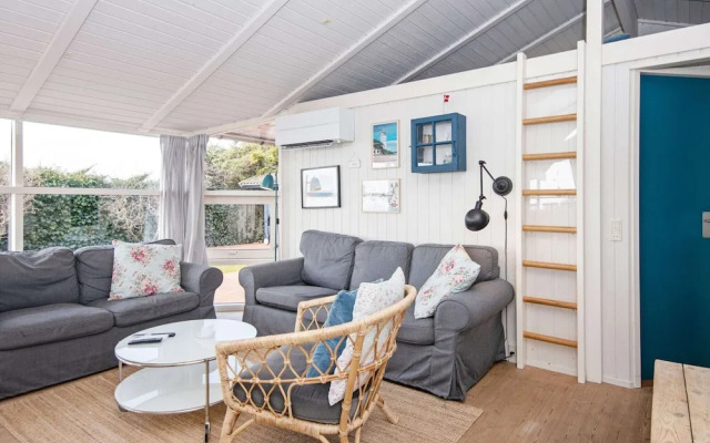 Cozy Holiday Home in Ebeltoft near Sea