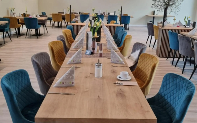 Erbenholz Hotel