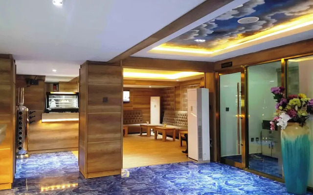 Royal Continental Hotels and Apartment
