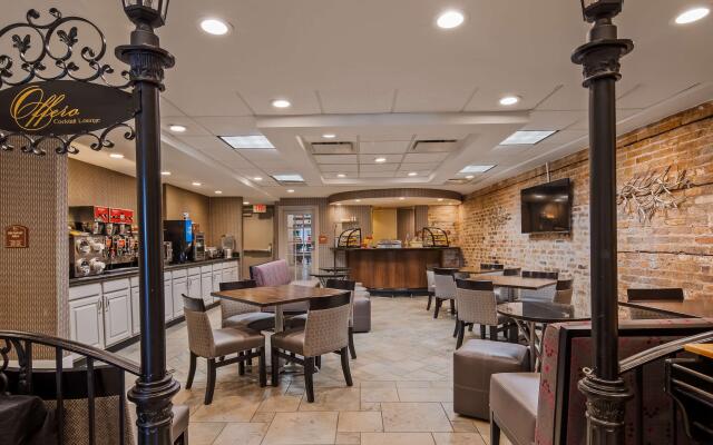 Best Western Plus St. Christopher Hotel