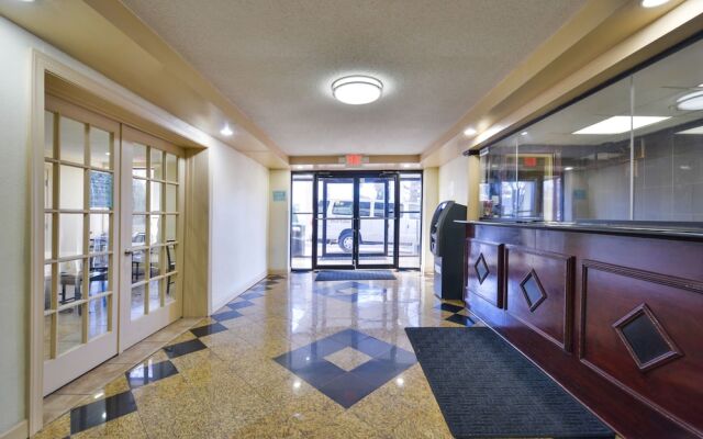 Americas Best Value Inn - Newark Airport