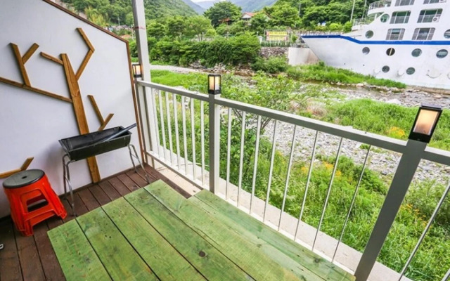 Yangsan Doyeon Valley Pension