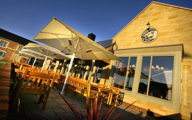 The Hog's Head Inn - The Inn Collection Group