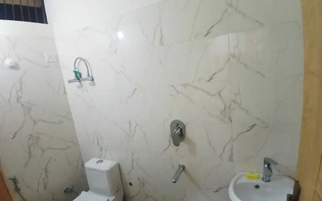 Hotel Devi Ram Atithi Bhawan Vrindavan