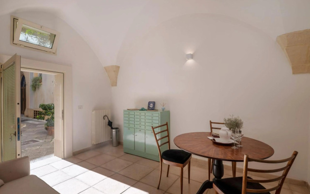 Corte Dei Romiti - Suites & Apartments - Salentoinfotour