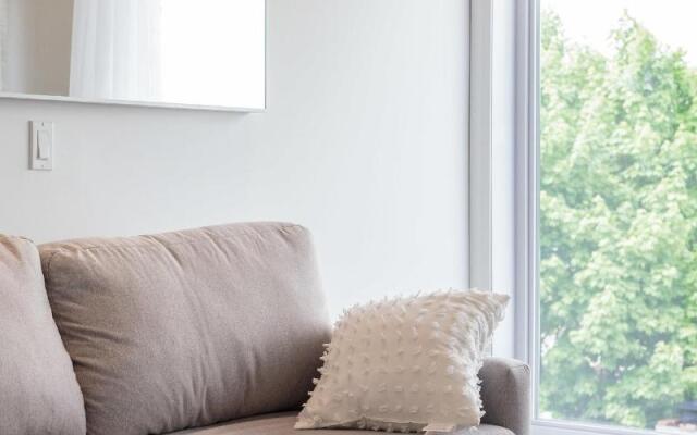 Parc Avenue Residence Mile End