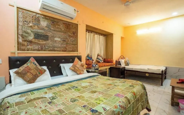 Explore Hostel Life Jaisalmer