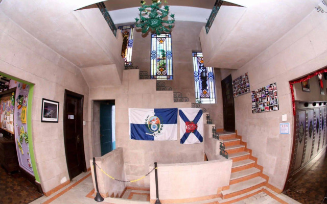 Pura Vida Hostel
