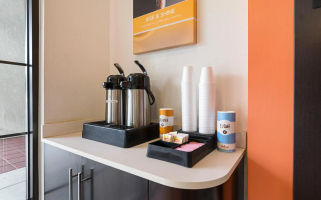 Motel 6 Carpinteria, CA - Santa Barbara - South