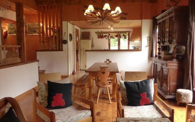 Chalet Arêches-Beaufort, 5 pièces, 14 personnes - FR-1-342-239