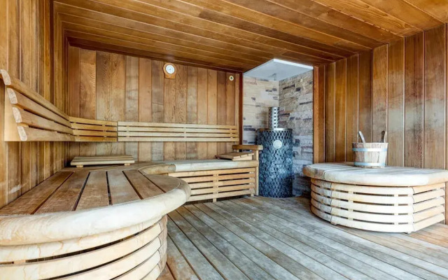 Modern Holiday Home in Avelgem with Sauna & Hot Tub