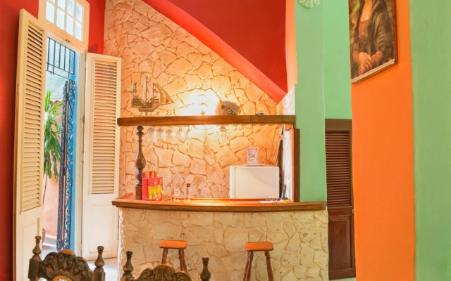 Casa Reyna