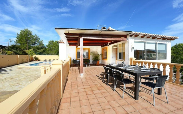 Villa - 4 Bedrooms with Pool - 106435