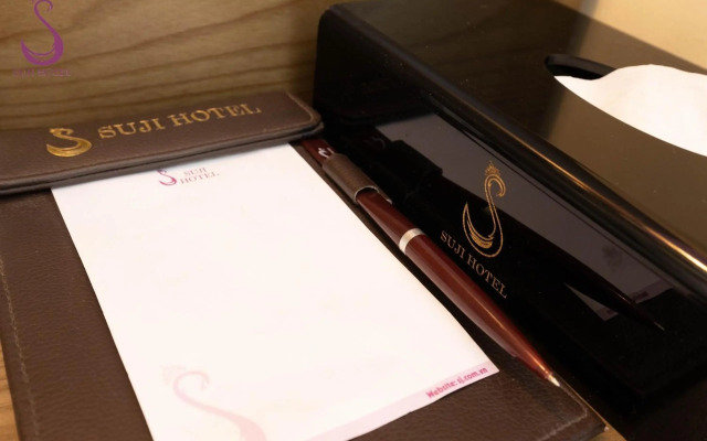 Suji Hotel