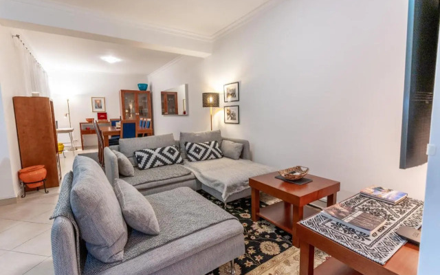 #056 Heart of Historic Albufeira with garage