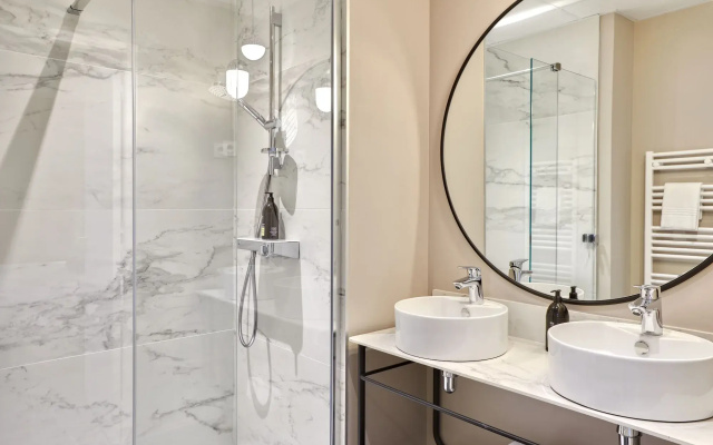 Aparthotel Adagio and Spa Vannes