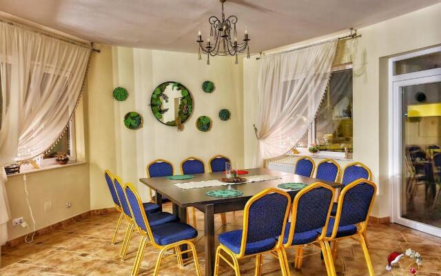 Orchard Villa