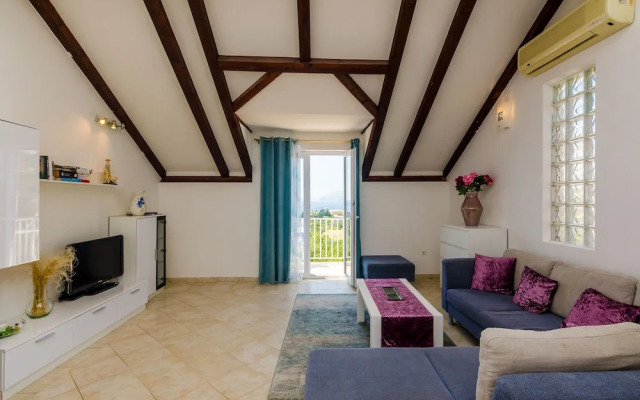 Apartment Alba