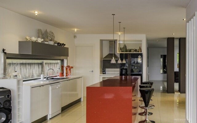 Lakeview 3 Bedroom House