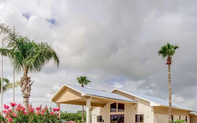 Econo Lodge Falfurrias Hwy 281