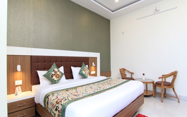 Oyo 14570 Hotel Sona Plaza