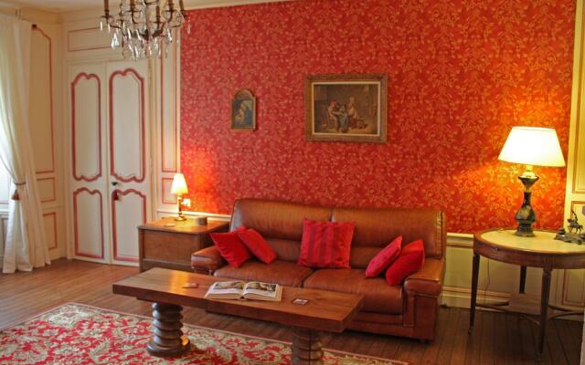 Logis Les Remparts
