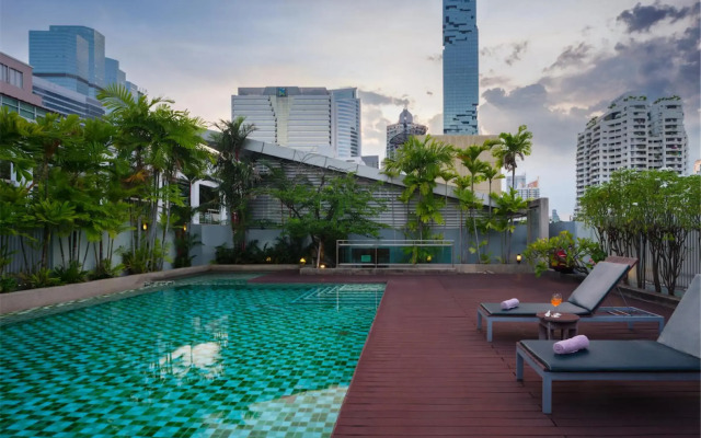 Silom Lofts Hotel