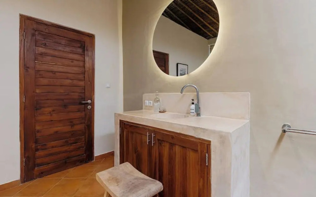 Flor Villa by Betterplace