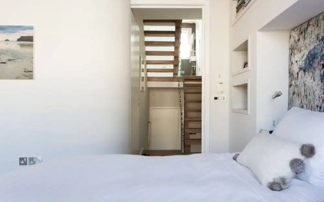 Spectacular 4 Bed House, Pimlico