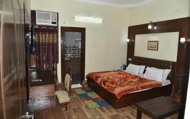 The Royal Hotel & Resort managed by Erica Hotels & Resorts