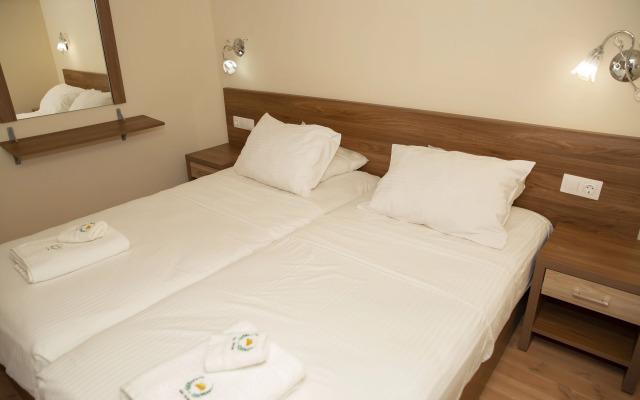 Alia Luxury Suites and Spa