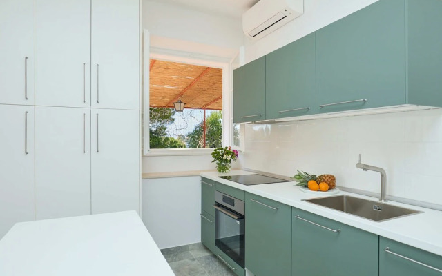 Hedera Estate, Hedera A30