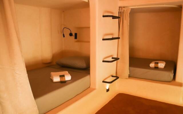 Secret Beach Hostel
