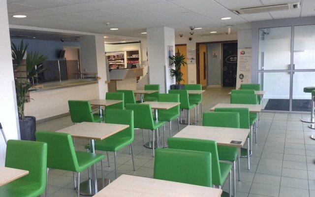 Ibis Budget Newport