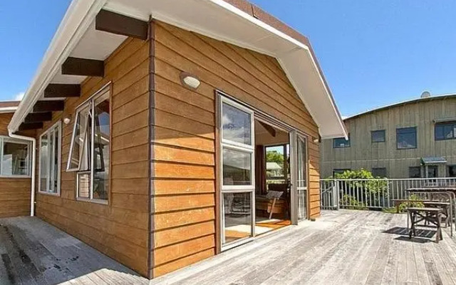 Views on Rimu - Whitianga Holiday Home