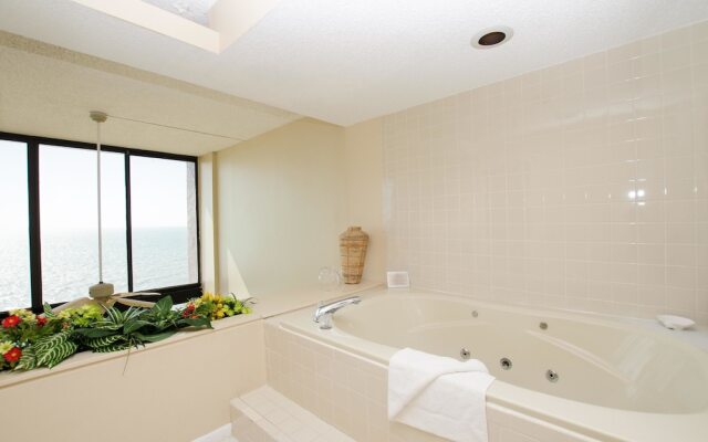 The Palms 1701 Villa Villa 4