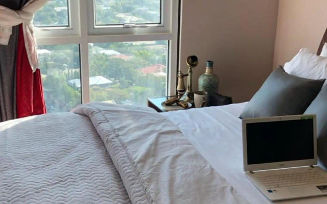 SAN LORENZO PLACE 2BR 29-E by LARICO