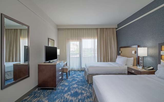 Embassy Suites by Hilton Alexandria Old Town