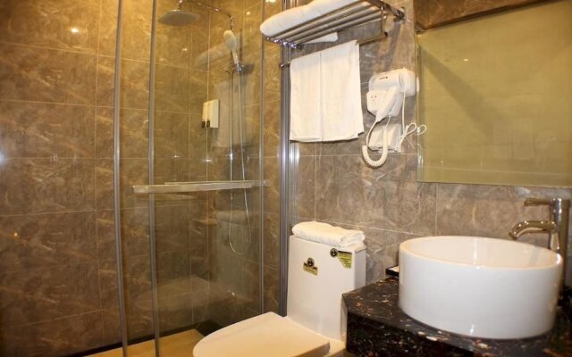 Passerby Fashion Theme Hotel