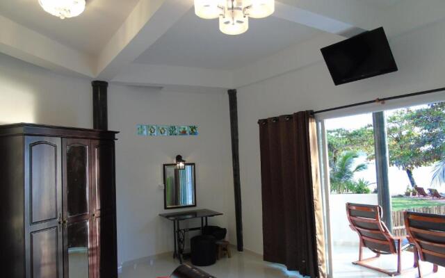 Yao Yai Beach Resort - SHA Extra Plus