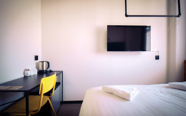 Urban Hotel The Golden Stork