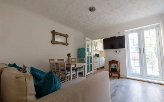 West Dartford Teal House