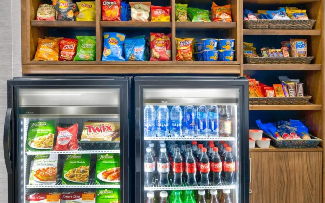 Holiday Inn Express Hotel & Suites Kansas City - Grandview