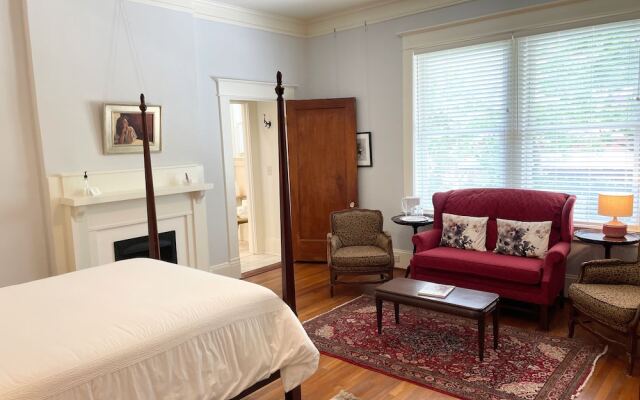 The Gillen House B&B