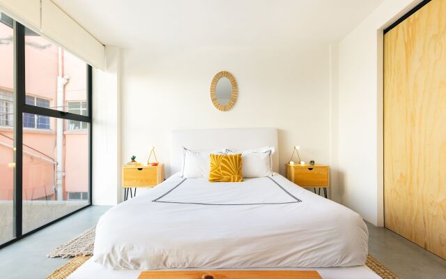 Casai 2br 2ba Romita Casa! Hi Tech & Super Modern!