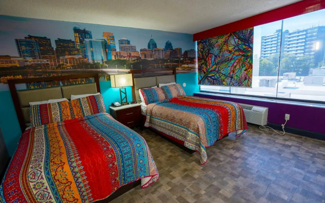 City Line Hotel