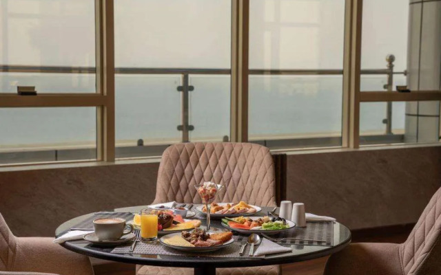 Seafront Luxury Suites Jeddah Corniche