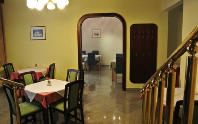 Pension Schönbrunn Vienna