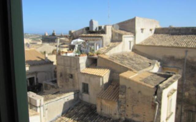 Kalote On The Roof Apartments